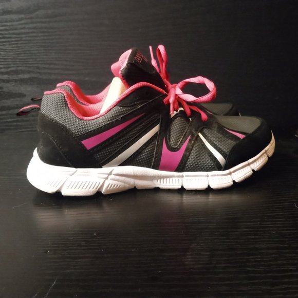 Danskin Now: Sneakers size 5 - Picture 5 of 11
